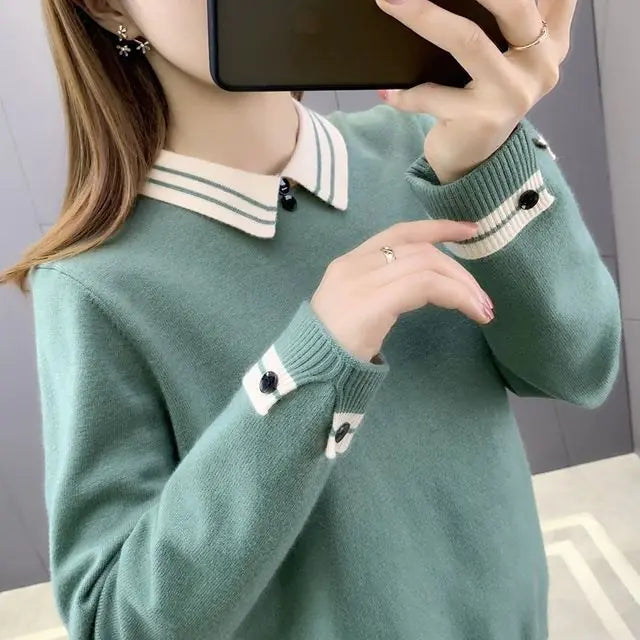Women's Oversized Knitted Sweater with Doll Neck